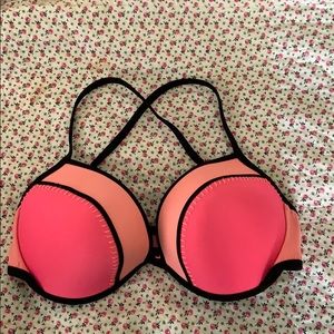 Color block bikini top